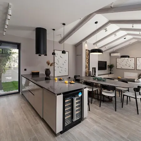 Ursaria Villa Poreč